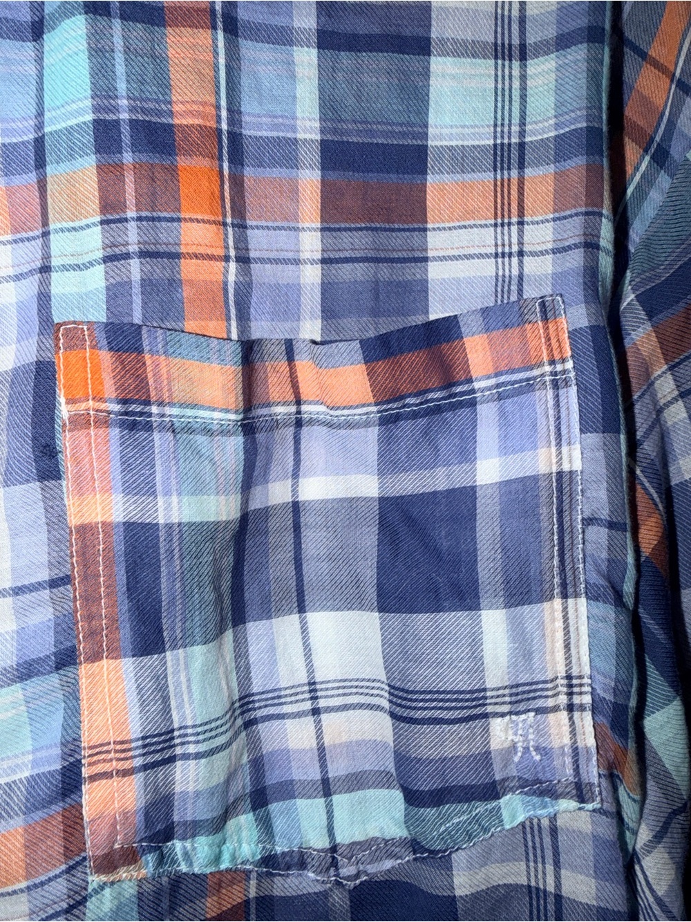 Pilcro Long-Sleeve Oversized Buttondown Shirt - Picture 12 of 13